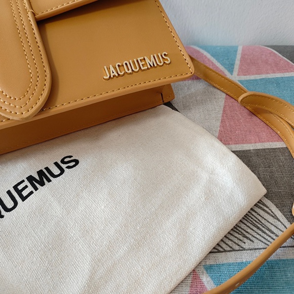 Jacquemus Mustard Crossbody Bag - Picture 5 of 6